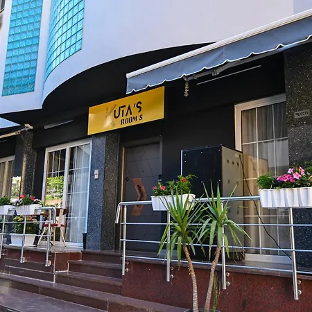 Kuta's 5 Tirana